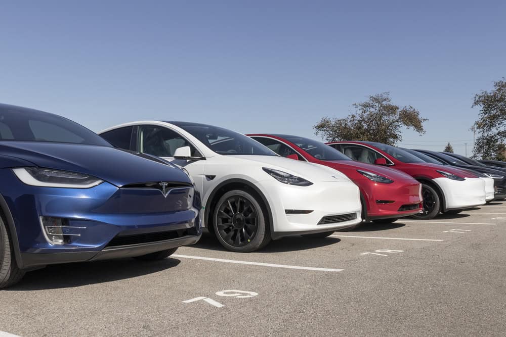 Ultimate Tesla tilbehør guide: Transformér din kjøretur med disse topp 10 må-ha gadgets og oppgraderinger